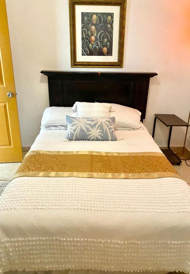 Great Savannah Guesthouse Sabana Grande Eksteriør billede